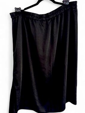 GAP Black Satin Midi Skirt with Elastic Waist- XXL
